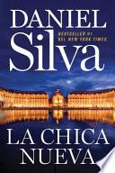 Libro The New Girl \ La Chica Nueva (Spanish Edition)